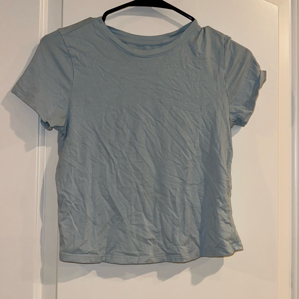 Old Navy Cropped Tee